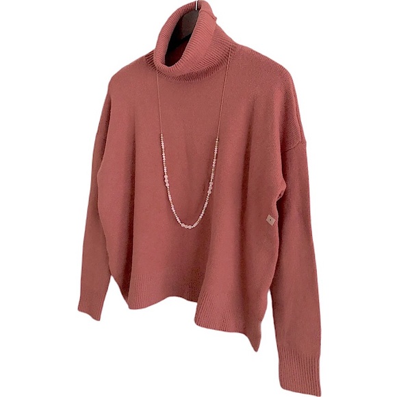 LOFT Relaxed Turtleneck Sweater - Picture 7 of 16